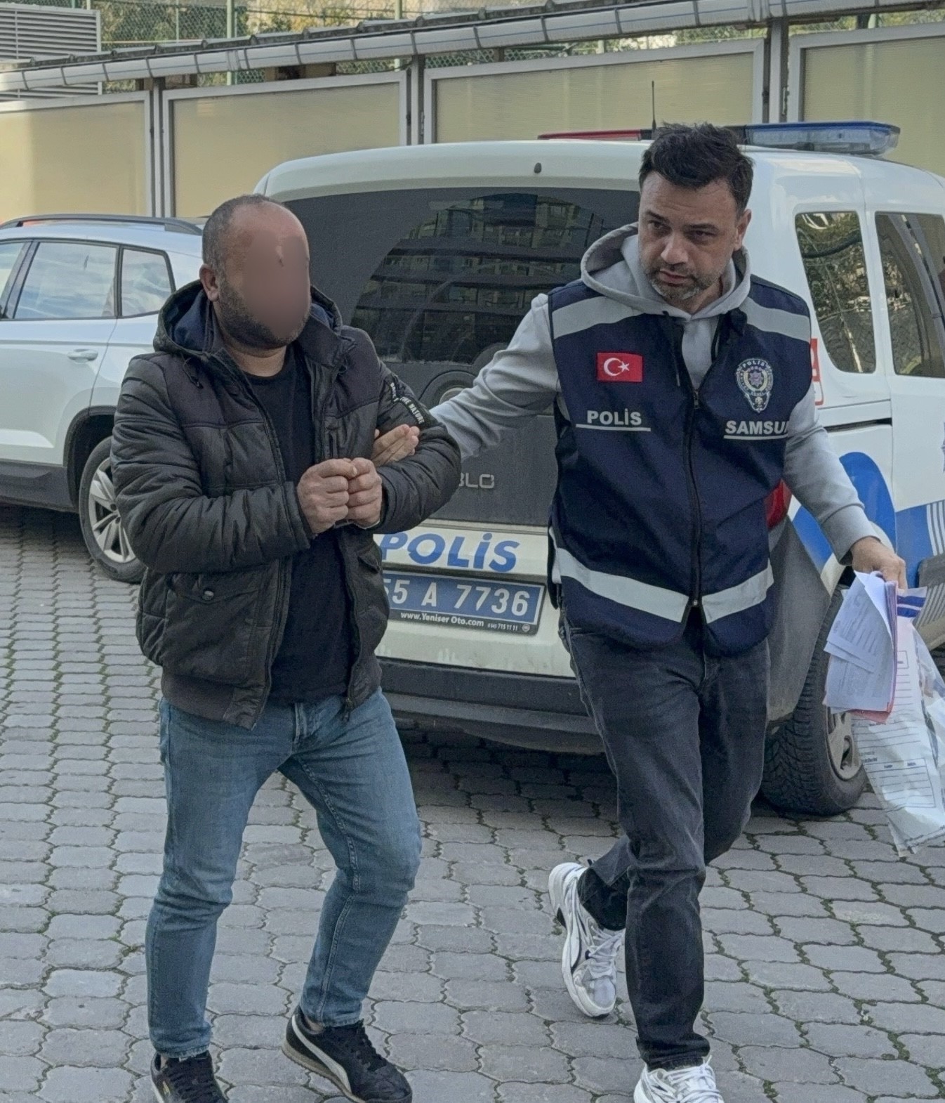 Karısının kafasına ütüyle vuran koca tutuklandı