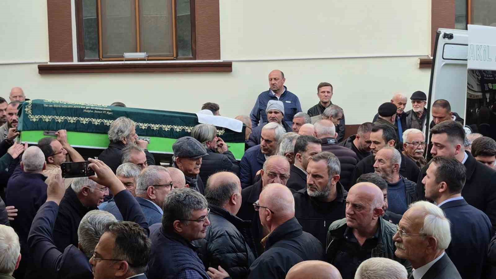 Şahin, son yolculuğuna uğurlandı
