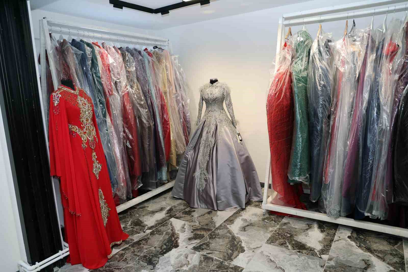 Kar Tanesi Gelinlik Evi ara tatilde mutlu koşuşturmacanın adresi oldu
