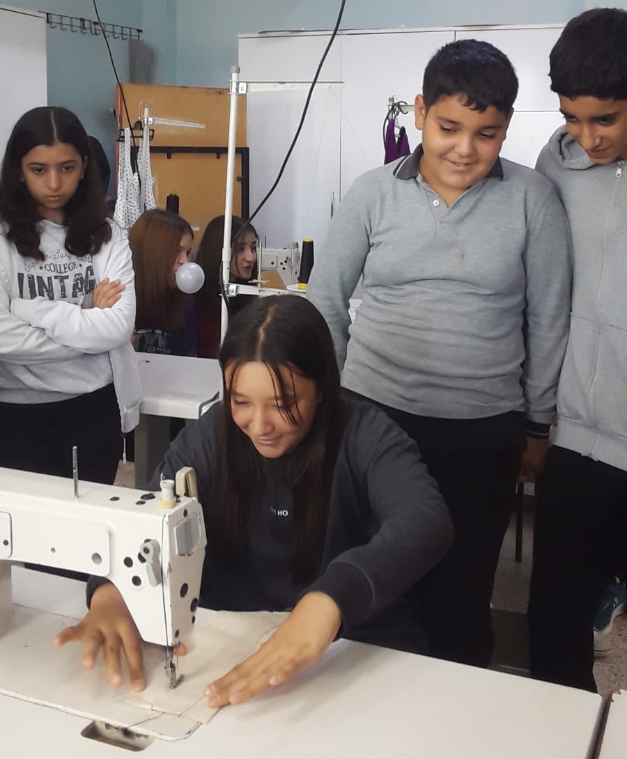 &Ouml;ğrenciler &rsquo;At&ouml;lyede 1 g&uuml;n&rsquo; projesi ile meslekleri yerinde tanıdı
