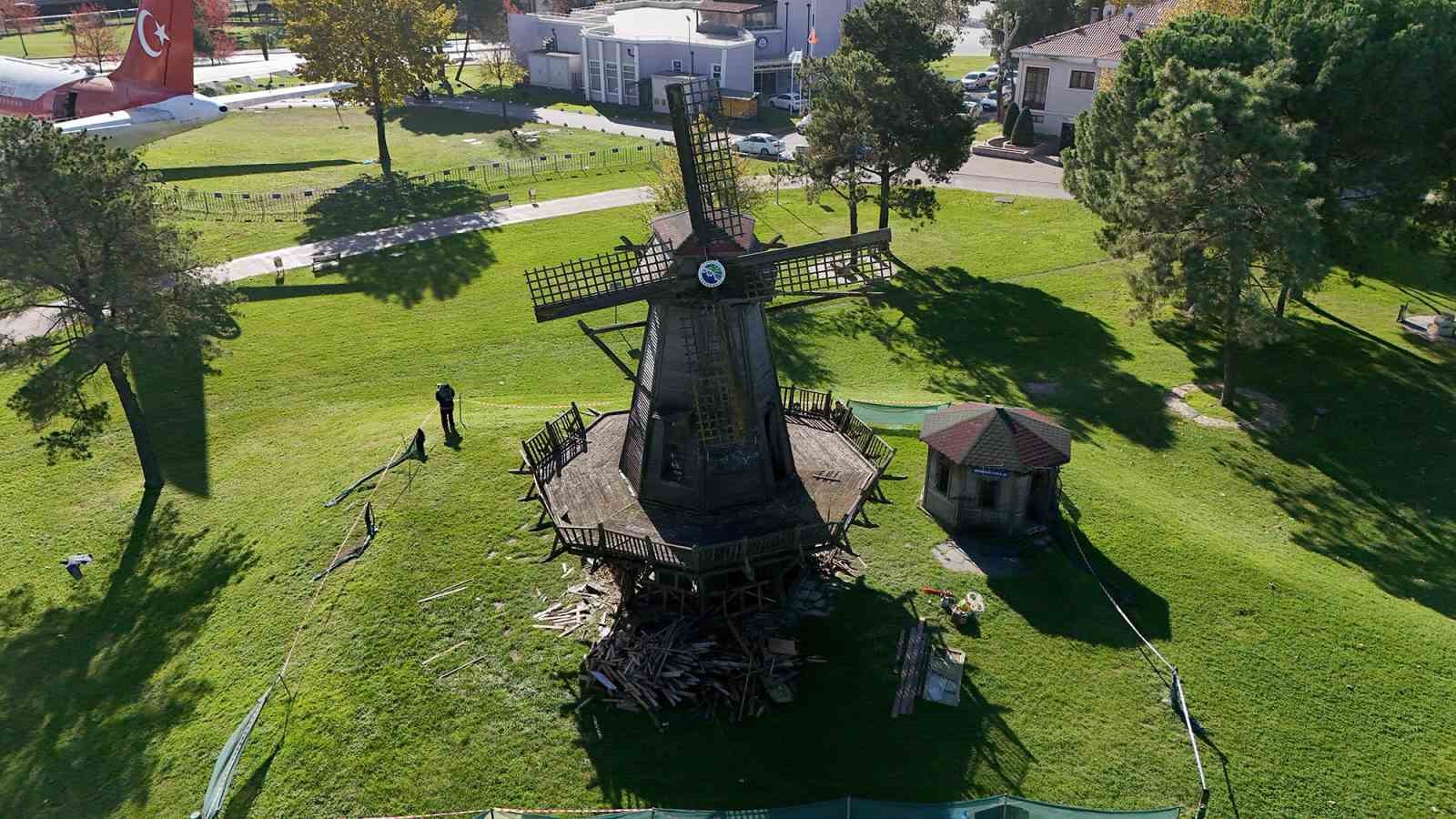 Tarihi &Ccedil;ark ve Yel Değirmeni&rsquo;nde restore &ccedil;alışmaları başladı
