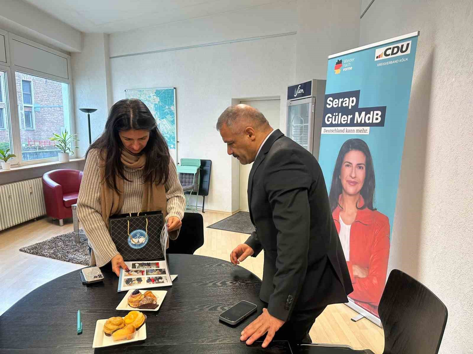 Alman Devlet Bakanı G&uuml;ler: "AKİB&rsquo;in projeleri &ccedil;ok vizyoner"
