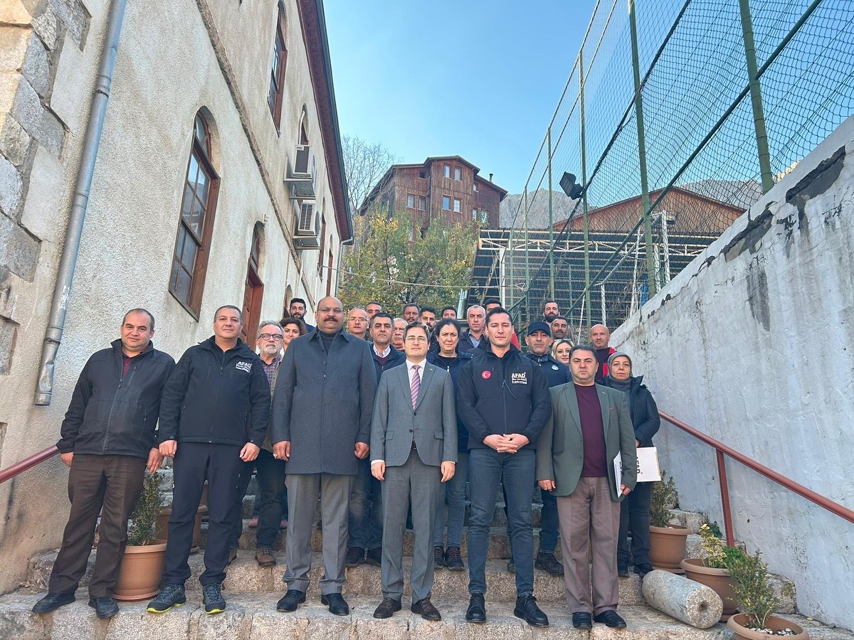 Kemaliye’de destek AFAD gönüllüsü saha eğitimleri tamamlandı