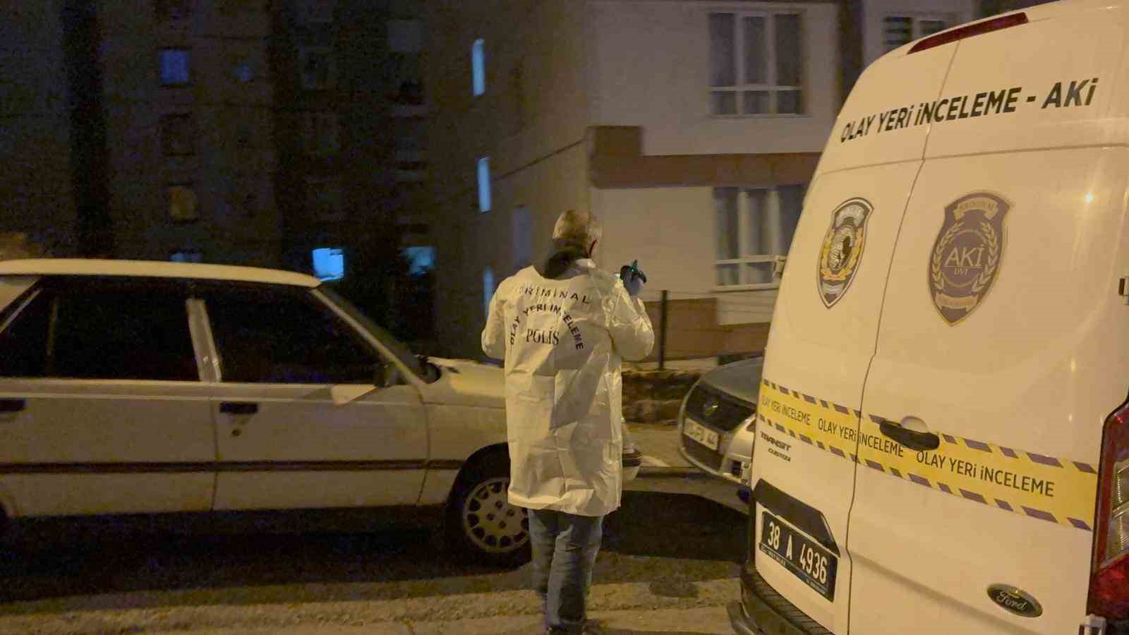 Borcu olduğu iddia edilen şahıs intihar etti