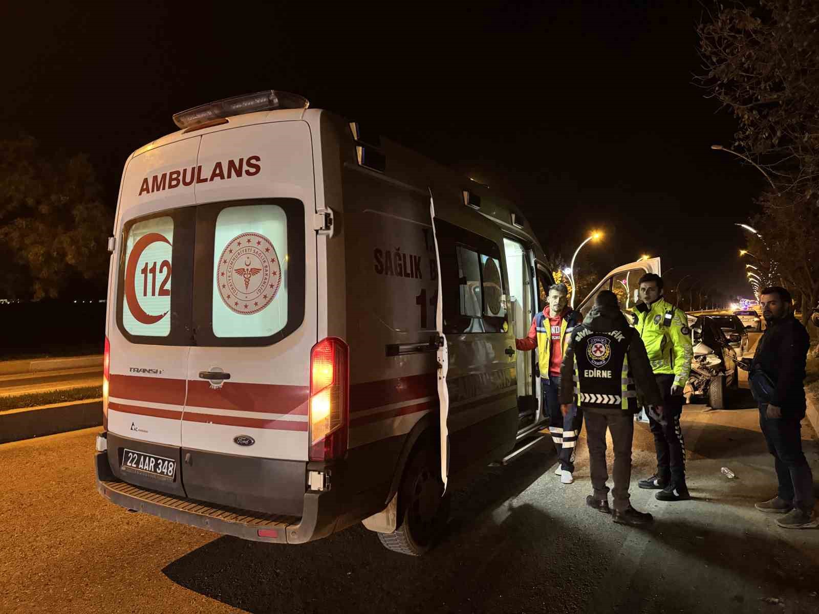 Edirne’de trafik kazası: 3 yaralı