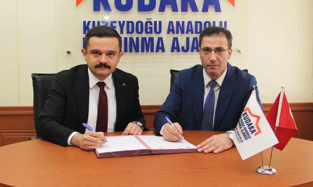 Karayazı&rsquo;da kırk pencereli mağaralar y&uuml;r&uuml;y&uuml;ş yolu projesi başlıyor
