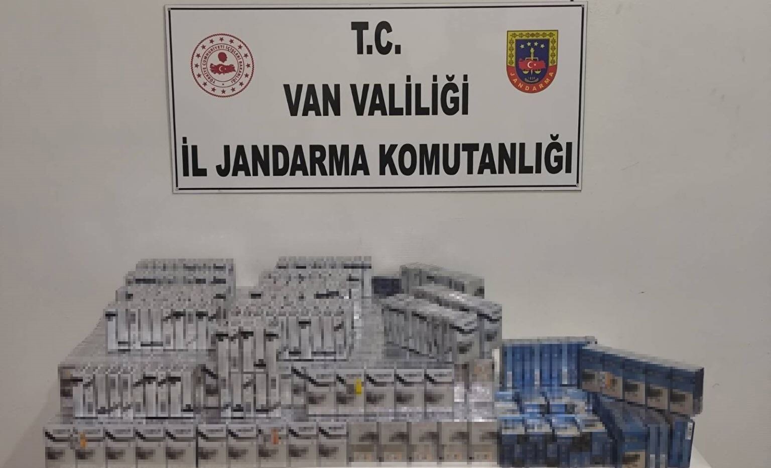 Van’da 2 bin paket kaçak sigara ele geçirildi
