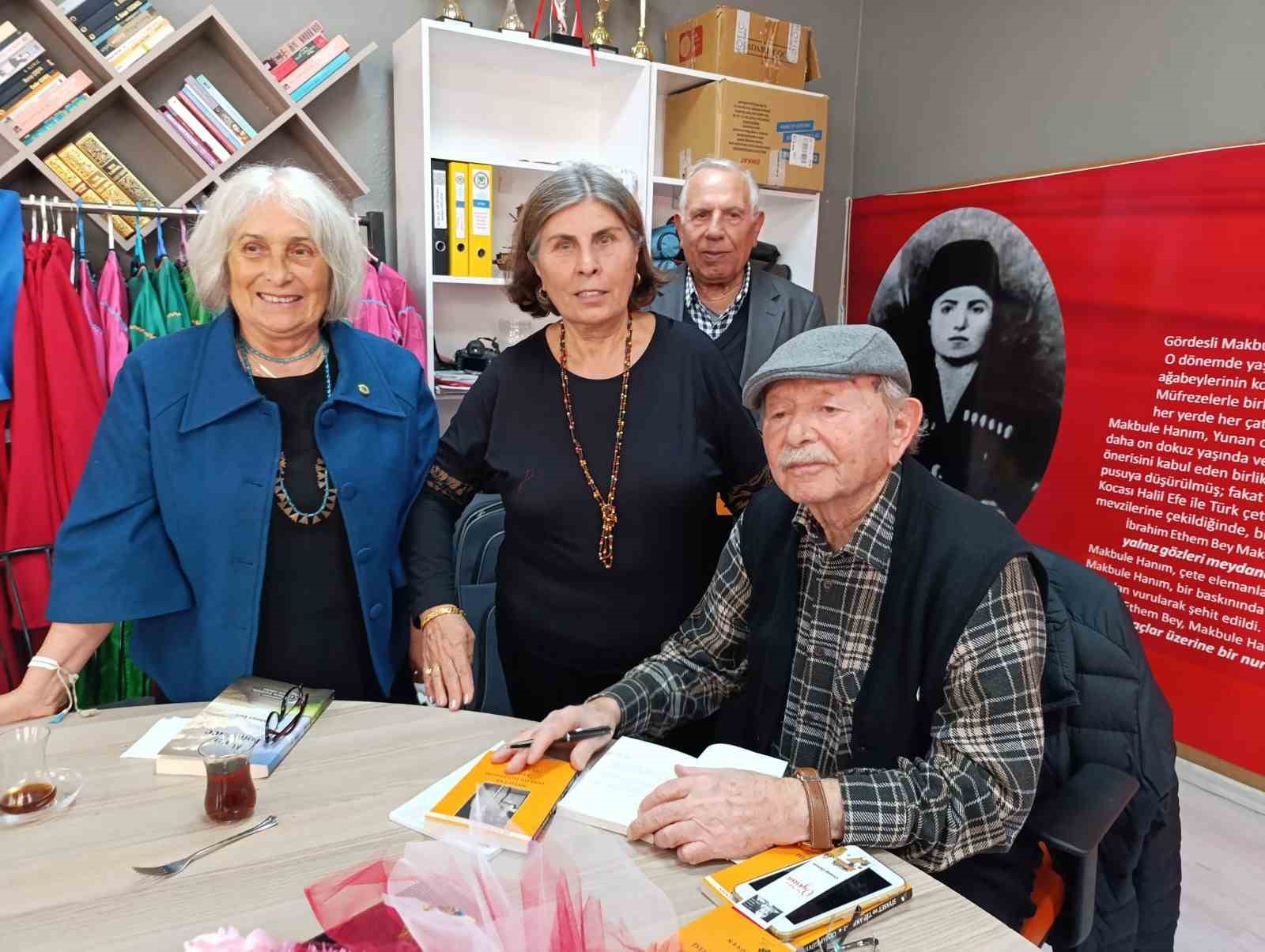 Gördes Kültür ve Doğa Derneği, kuruluşunun 7. yılında yazarlarla buluştu