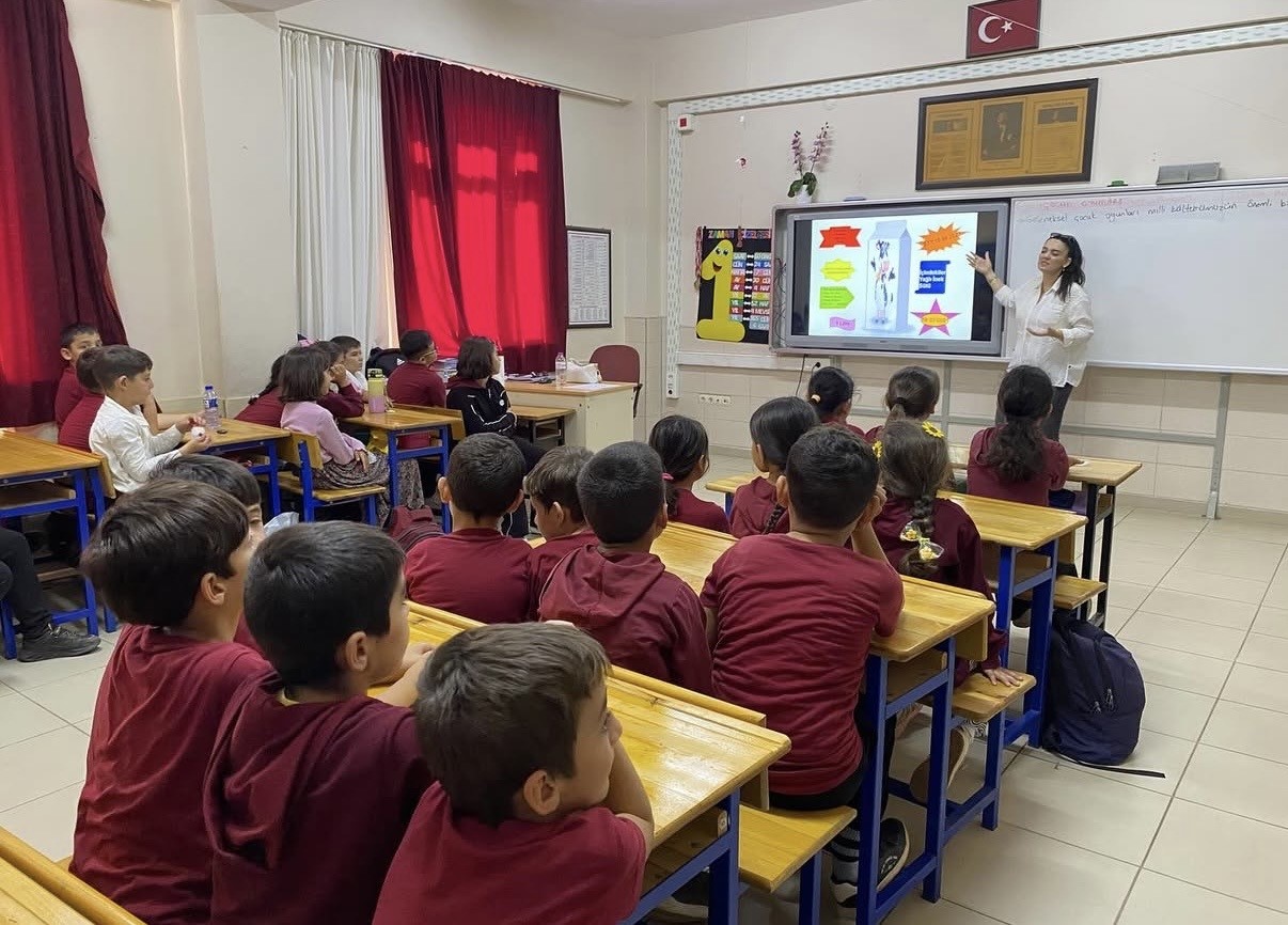 Gazipaşa&rsquo;da &ouml;ğrencilere su tasarrufu ve gıda g&uuml;venliği eğitimi
