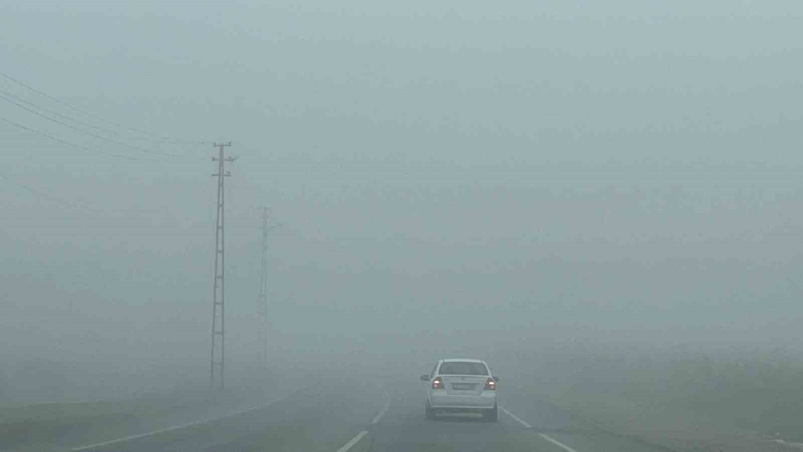 Batman’da sis nedeni ile görüş mesafesi 5 metreye kadar düştü