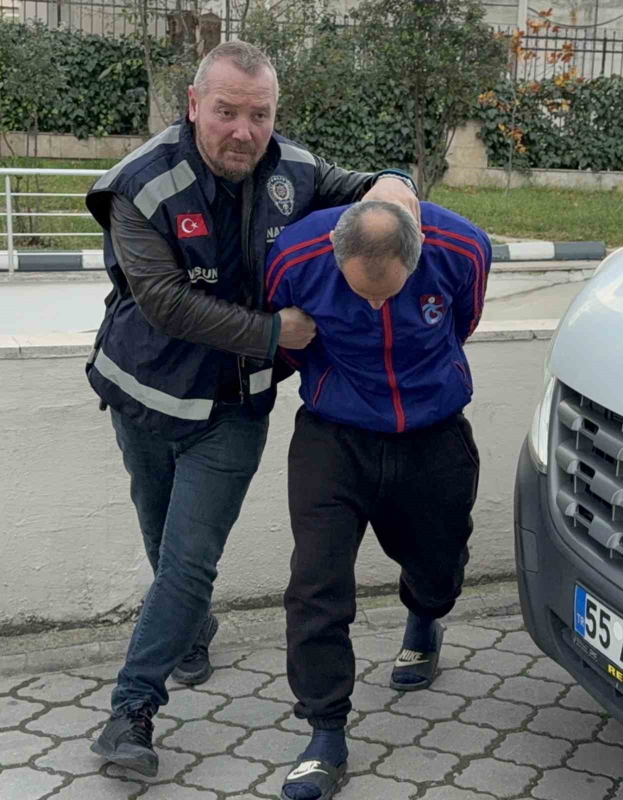 Evinde bonzai ele geçirilen şahıs adliyeye sevk edildi