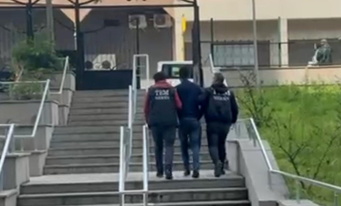 DEAŞ&rsquo;ın s&ouml;zde y&ouml;neticisi Mersin&rsquo;de yakalandı
