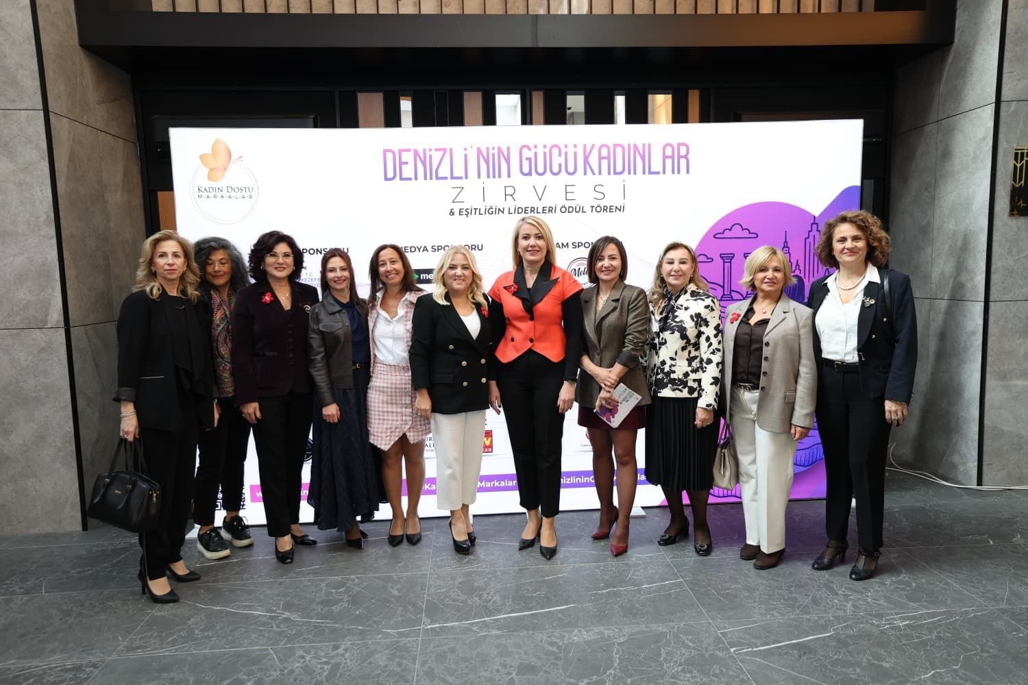 Denizli’nin Gücü Kadınlar Zirvesi Merkezefendi’de gerçekleşti