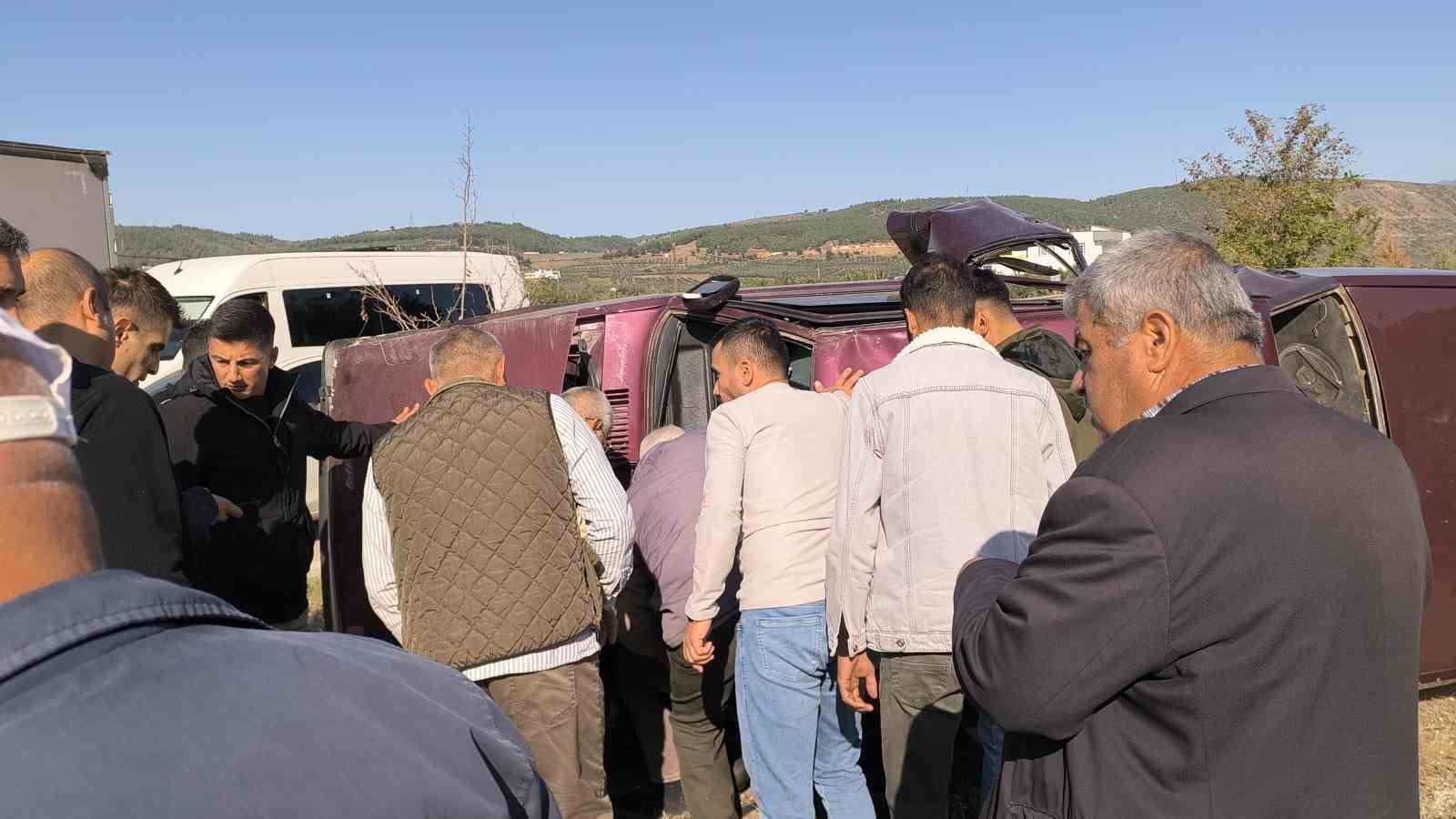 Osmaniye’de devrilen otomolin sürücüsü yaralandı