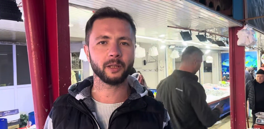 Tavşanlı balık pazarında en &ccedil;ok hamsi ilgi g&ouml;r&uuml;yor
