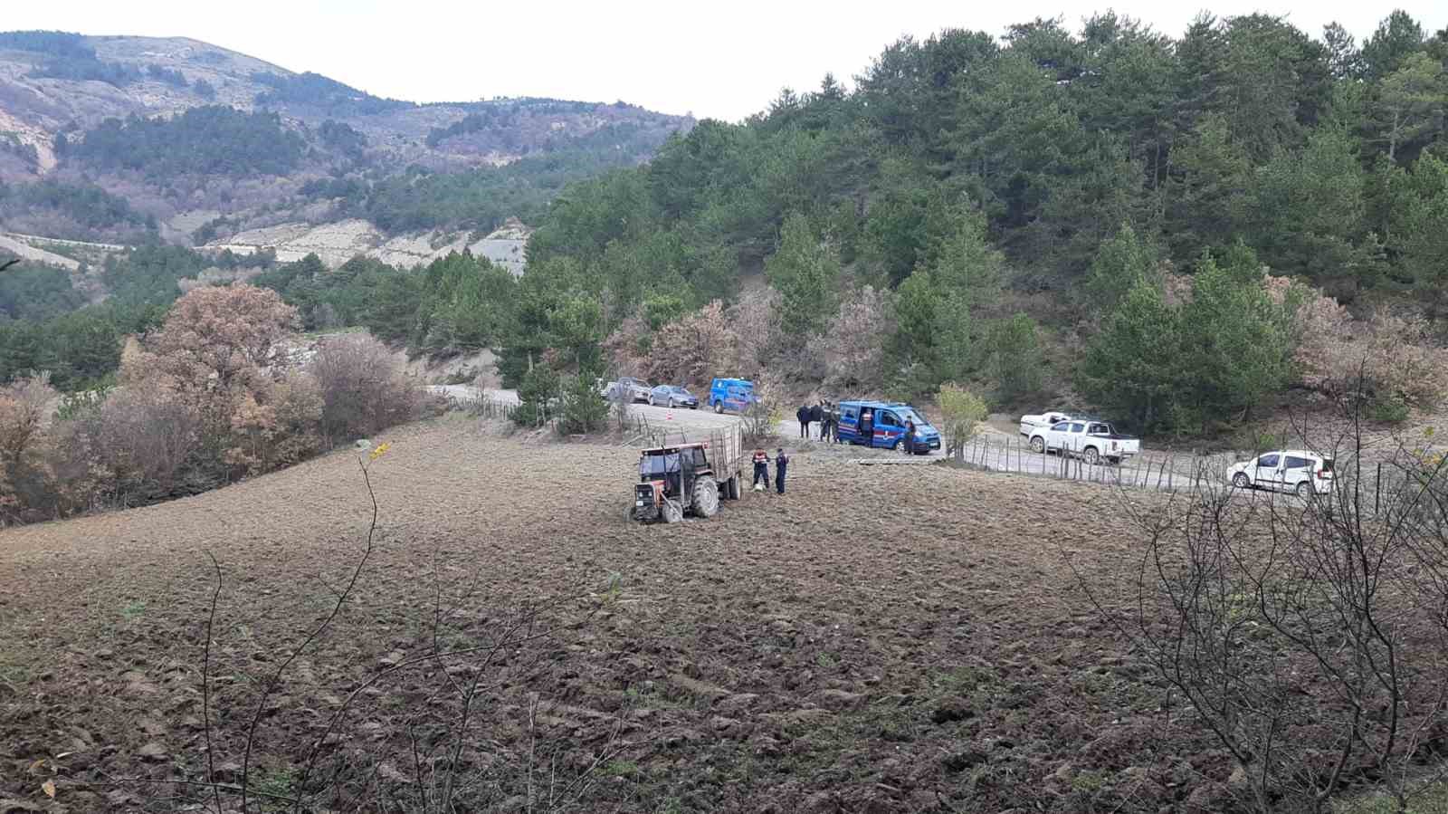 Bolu&rsquo;da trakt&ouml;r devrildi: 1 &ouml;l&uuml;, 1 yaralı
