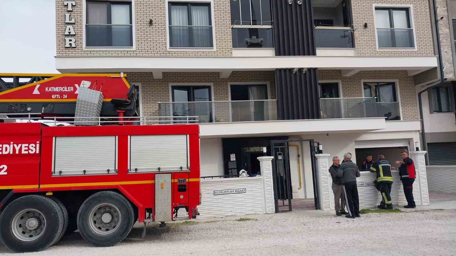 Tavşanlı&rsquo;da yangın korkuttu
