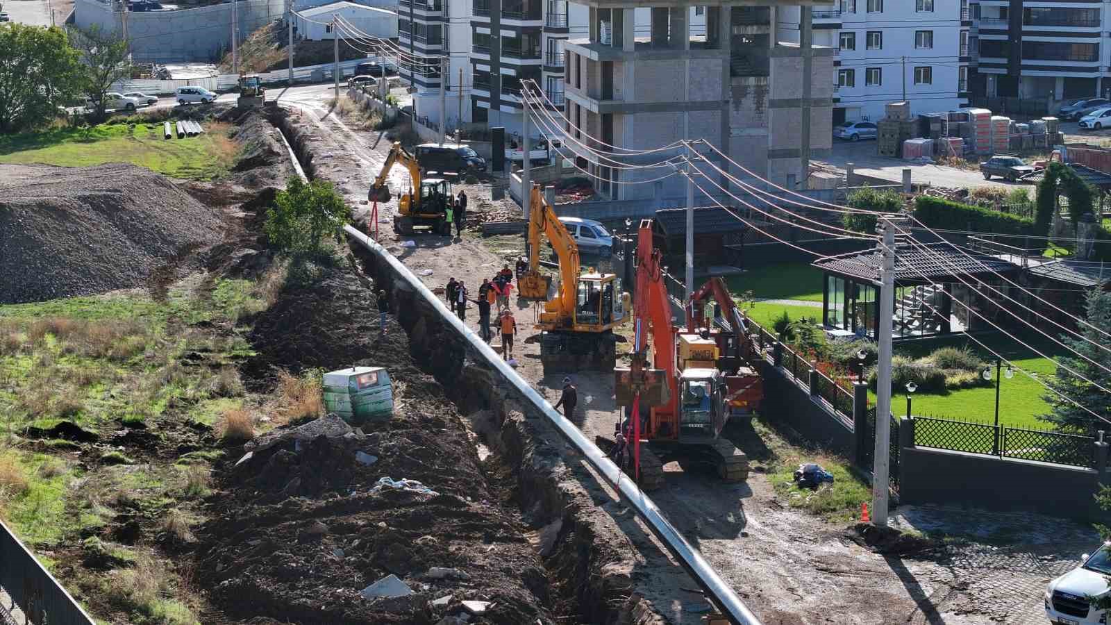 Bolu&rsquo;da su kesintisine yol a&ccedil;an alt yapı sorunu d&uuml;zeltiliyor
