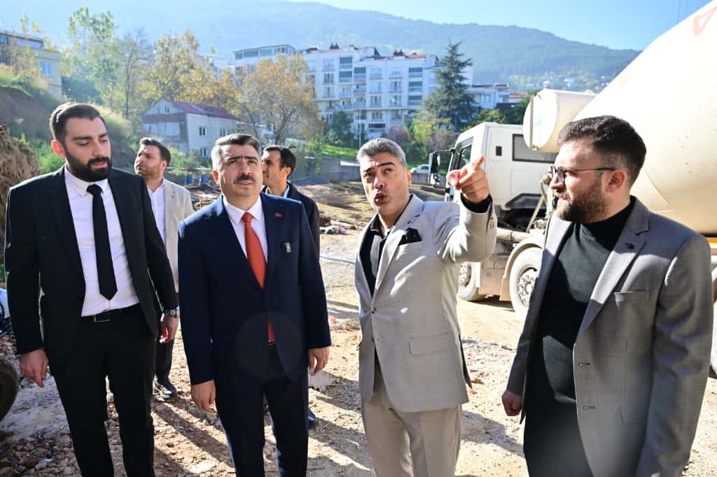 Yıldırım’da merdivenli yollar, çıkmaz sokaklar caddelere dönüşüyor
