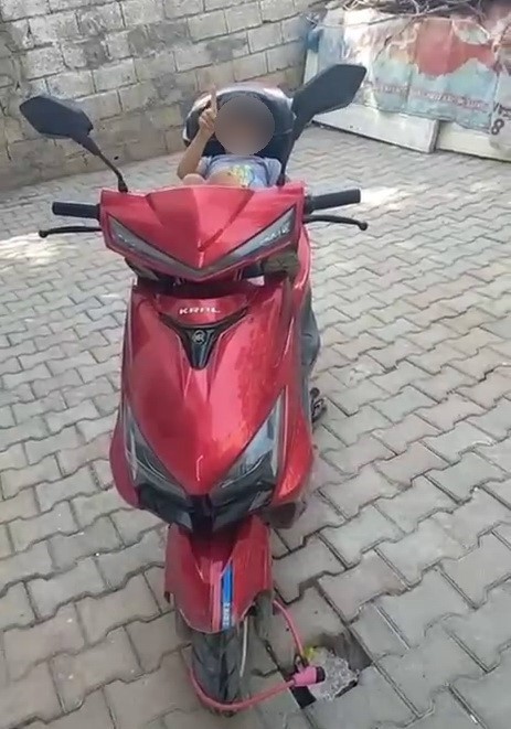 Park halindeki motosiklet çalındı