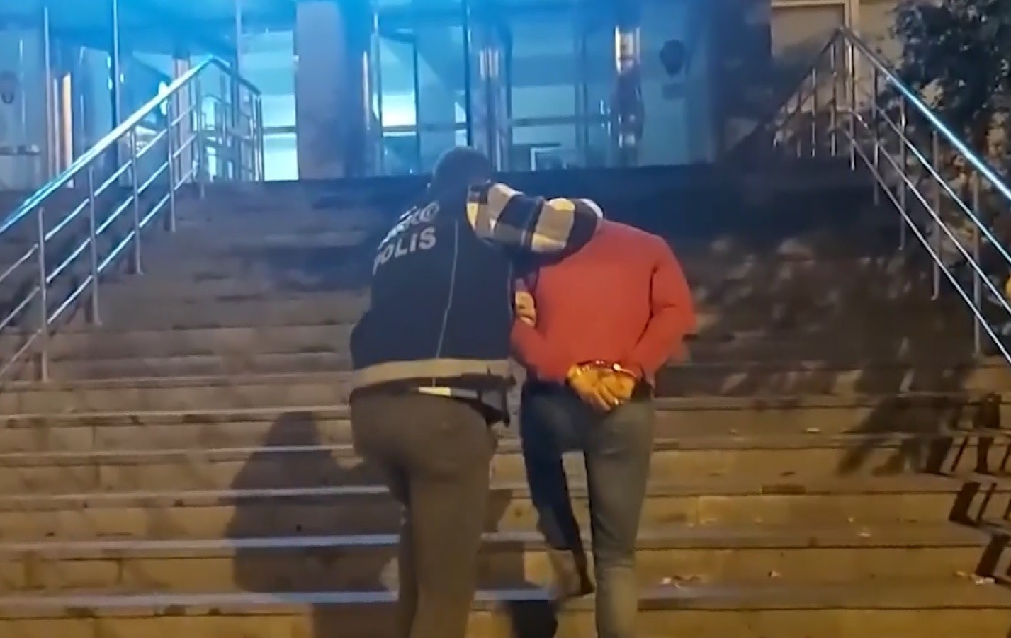 Kayseri&rsquo;de 1 kilo 500 gram uyuşturucu ele ge&ccedil;irildi
