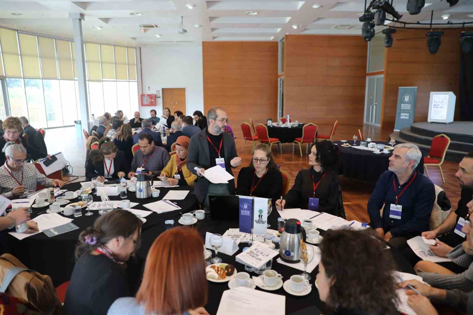 Karagöz’ün mirası Bursa’da yaşatılıyor
