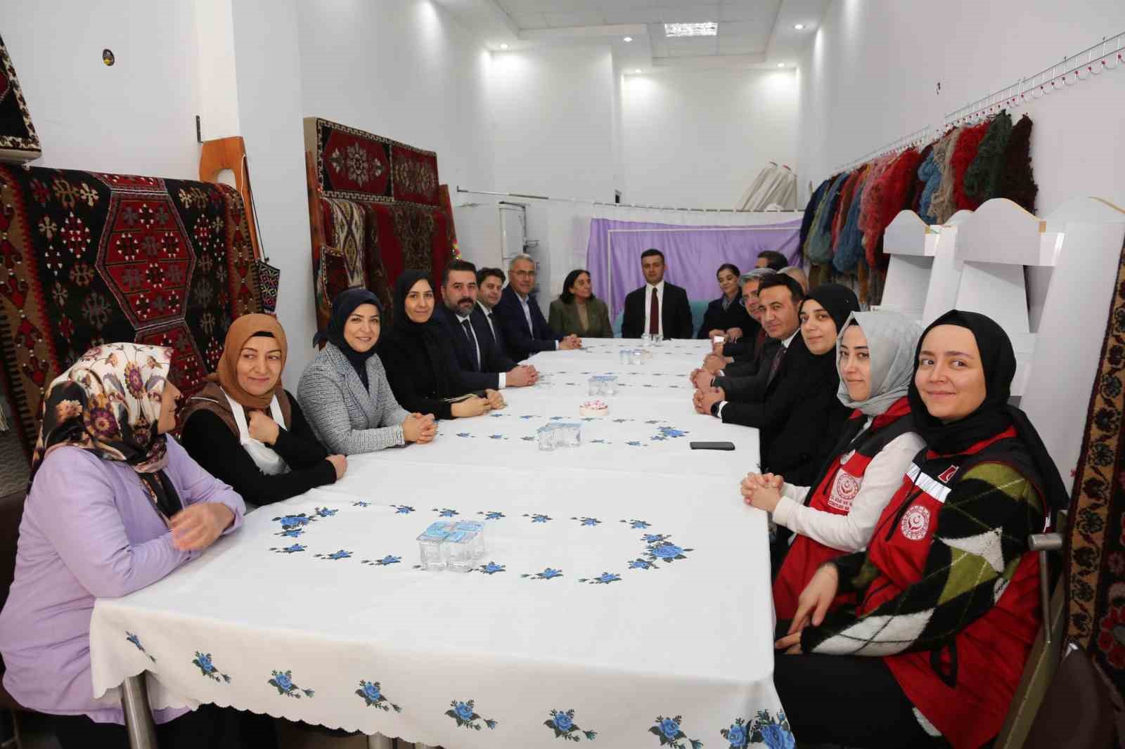 D&uuml;nya Kadın Girişimcilik G&uuml;n&uuml;&rsquo;nde kadın girişimciler unutulmadı
