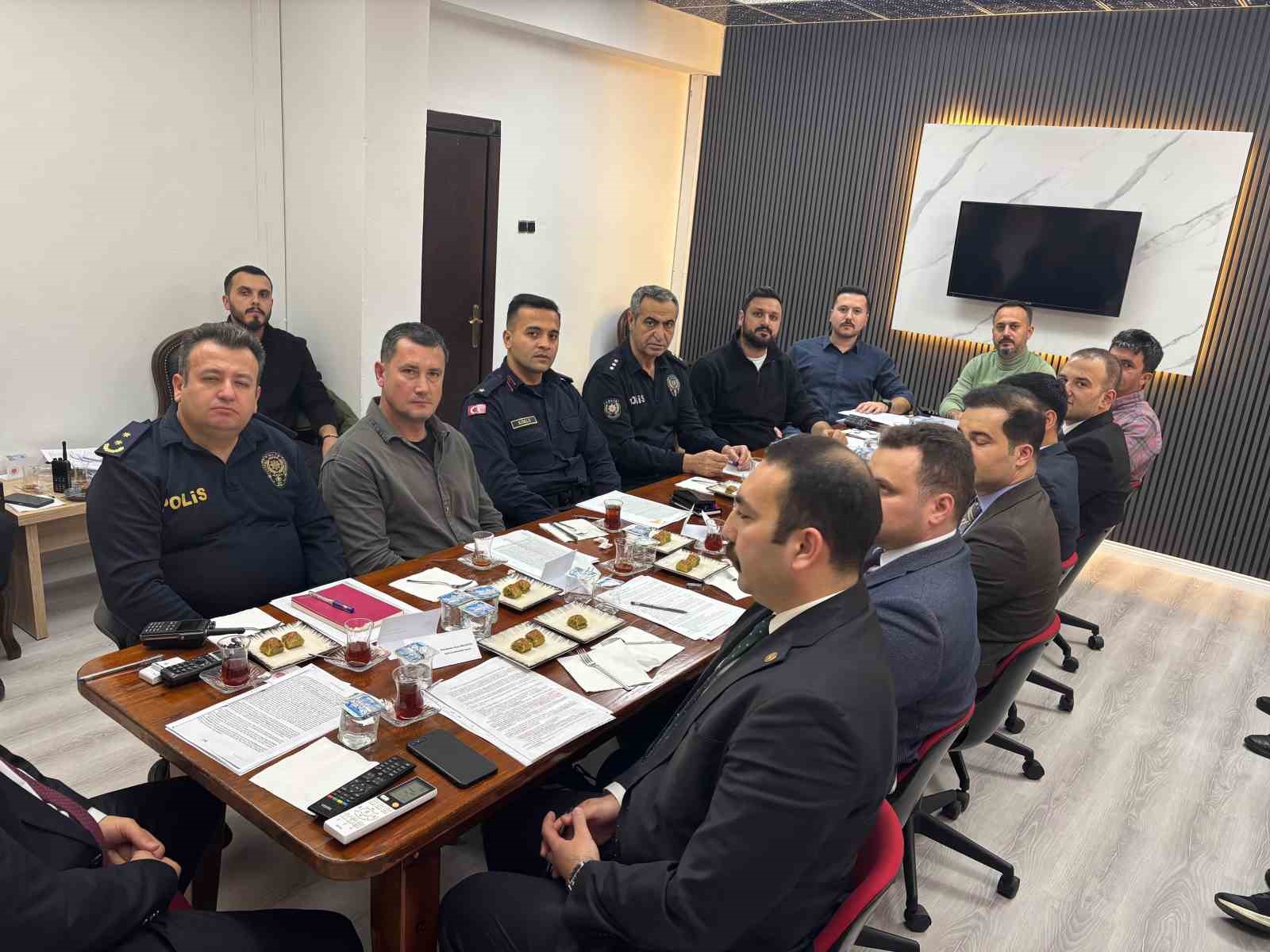 Bafra’da dolandırıcılık soruşturmaları için yeni tedbirler görüşüldü
