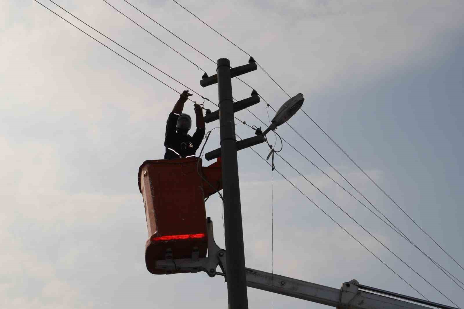 SEDAŞ&rsquo;tan ka&ccedil;ak elektrik uyarısı: "Tespiti halinde su&ccedil; duyurusu yapılır"
