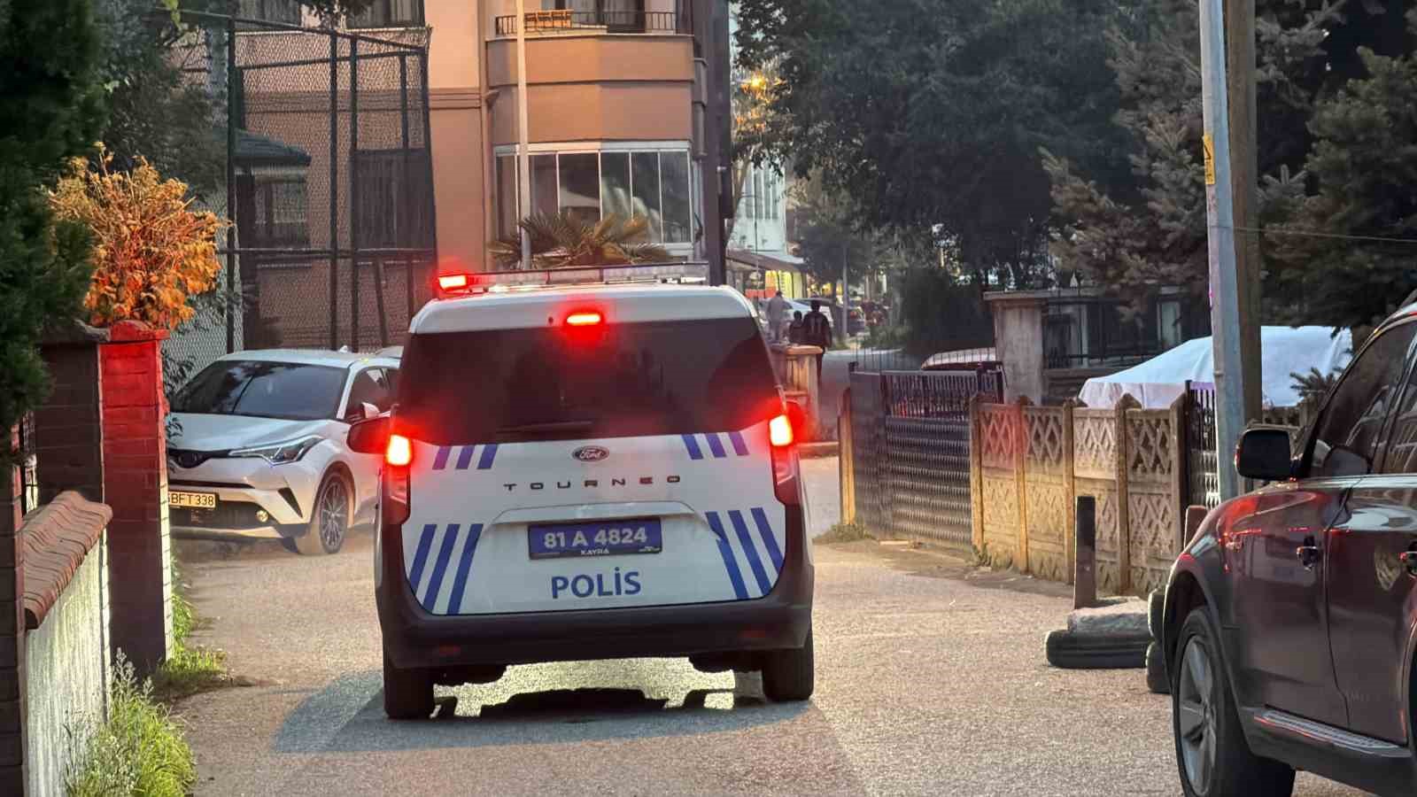 Düzce’de şüpheli çanta paniği