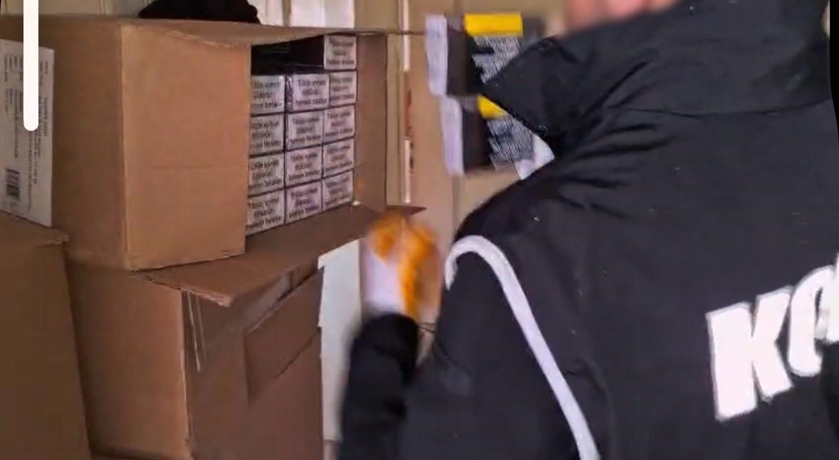 Kayseri’de 49 bin 200 adet kaçak makaron ele geçirildi: 1 gözaltı