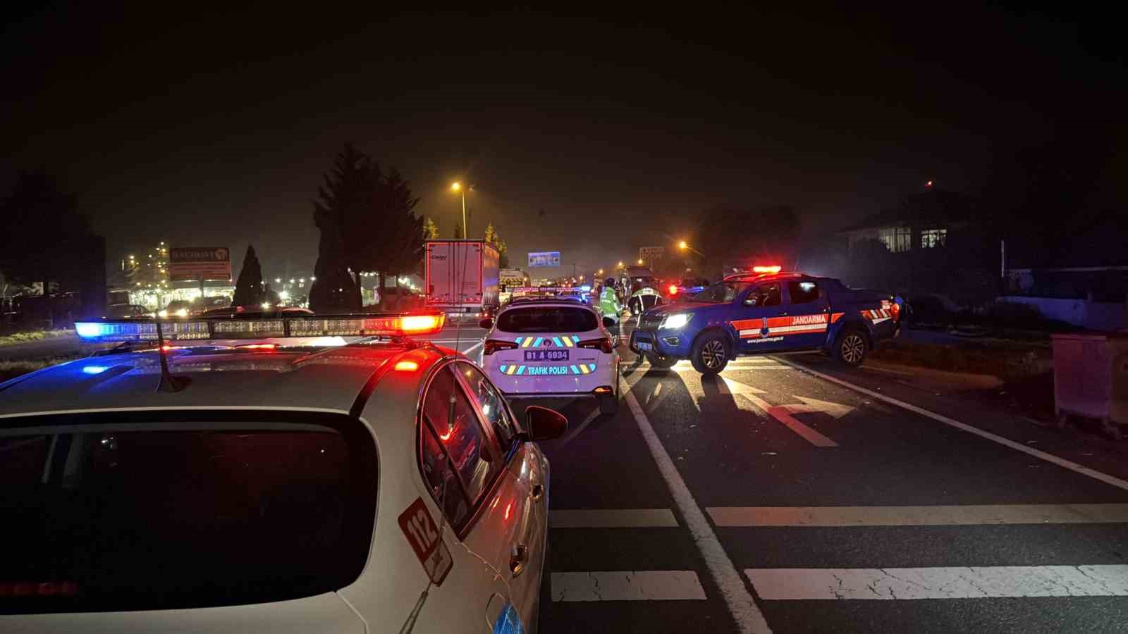 Yolun karşısına geçerken kamyonetin çarptığı kadın hayatını kaybetti