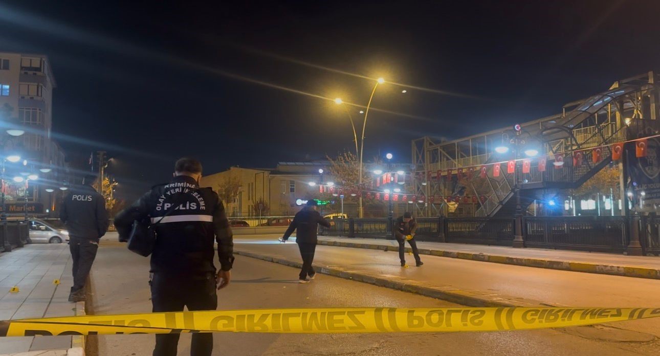 Husumetli grup arasında silahlı kavga: 1 yaralı