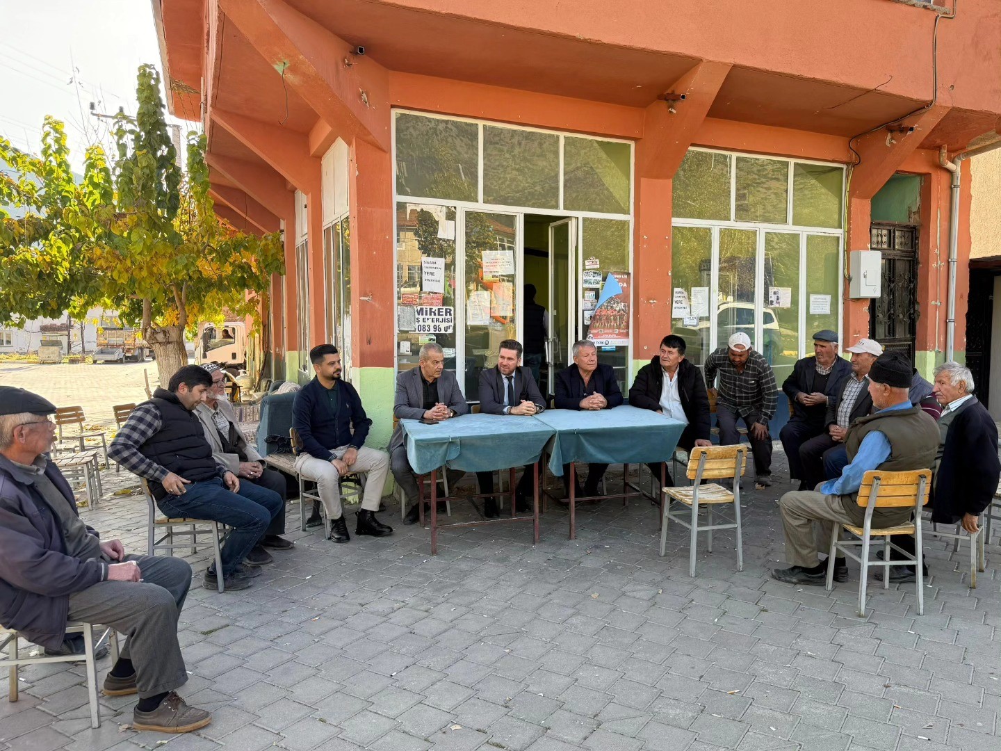 Başkan Tatık mahalle ziyaretlerine devam ediyor
