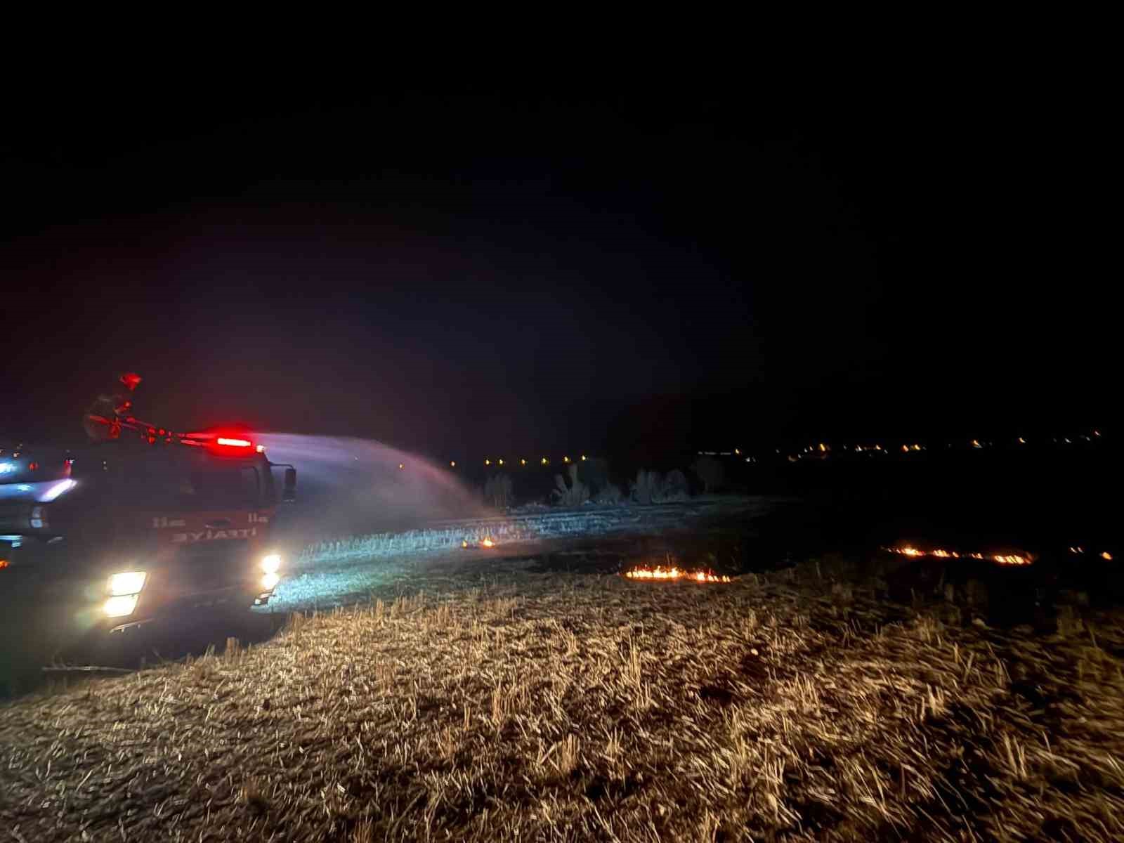 Bucak’taki arazi yangını söndürüldü