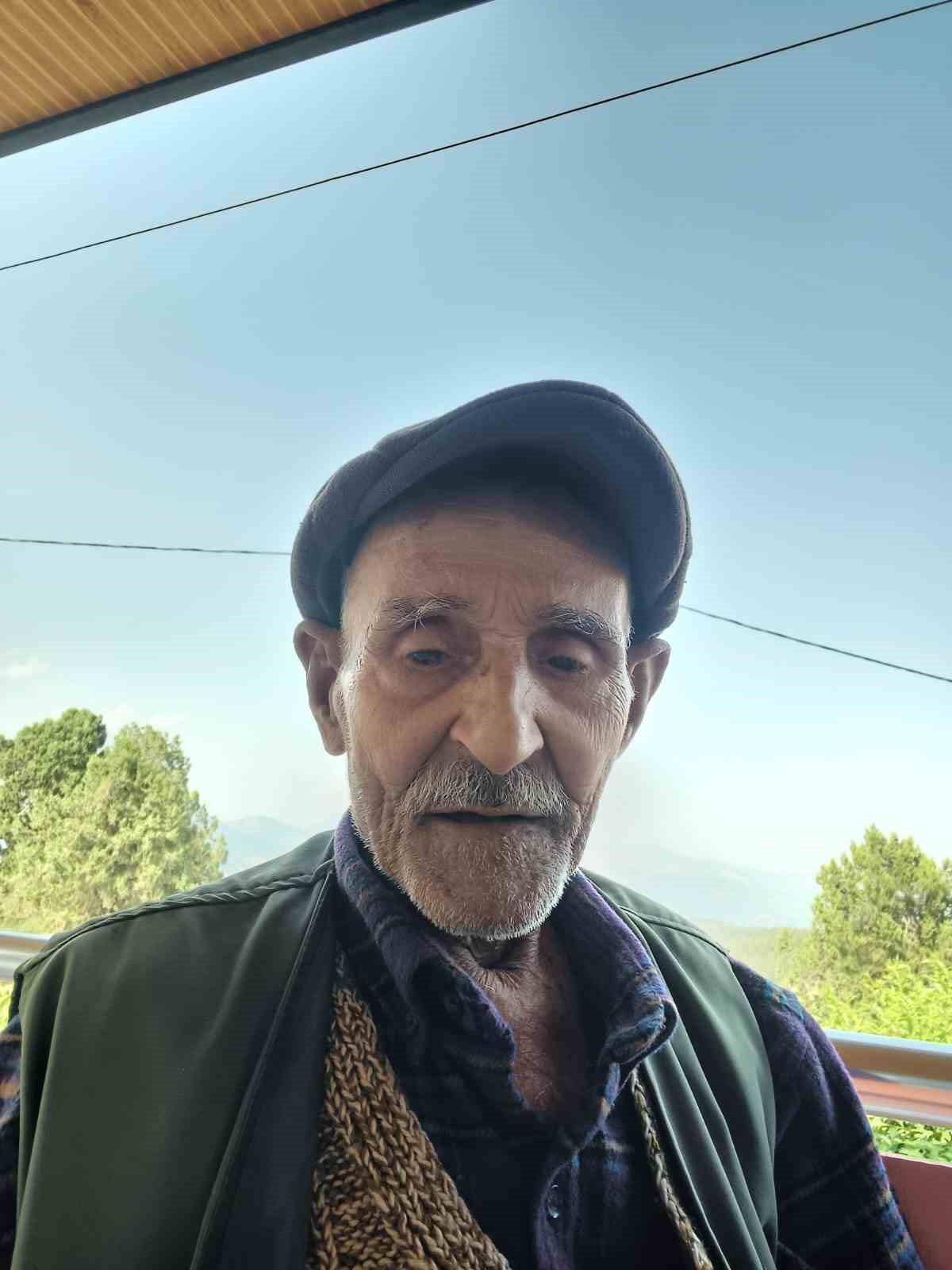 "Bakkala gidiyorum" diyerek evden &ccedil;ıkan 93 yaşındaki Alzheimer hastası, 4 g&uuml;nd&uuml;r kayıp
