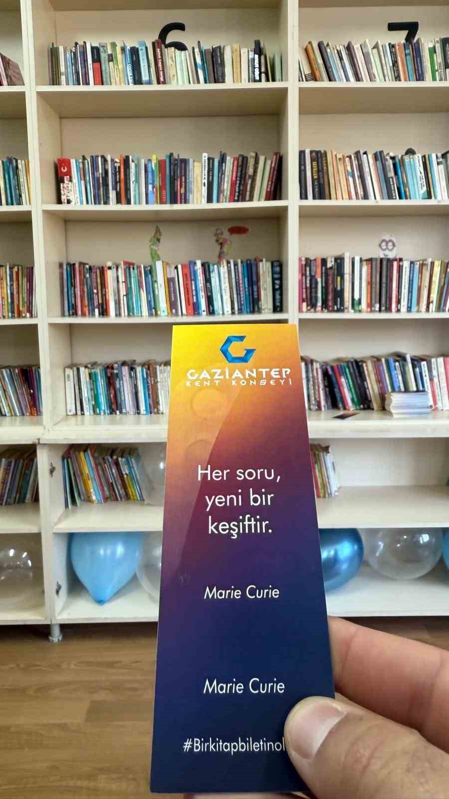 Kent Konseyi&rsquo;nden Tekirsin kırsal Mahallesine Anne-&Ccedil;ocuk k&uuml;t&uuml;phanesi
