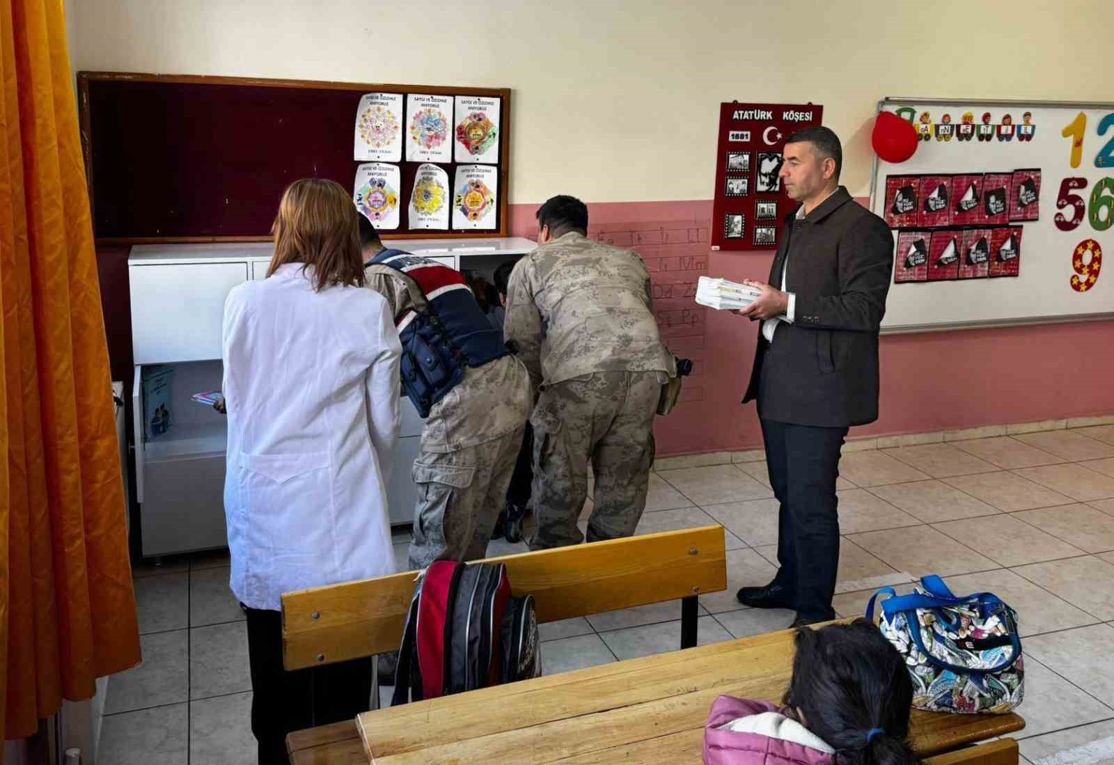 Öğretmen-veli dayanışması Bay köyünde örnek oldu