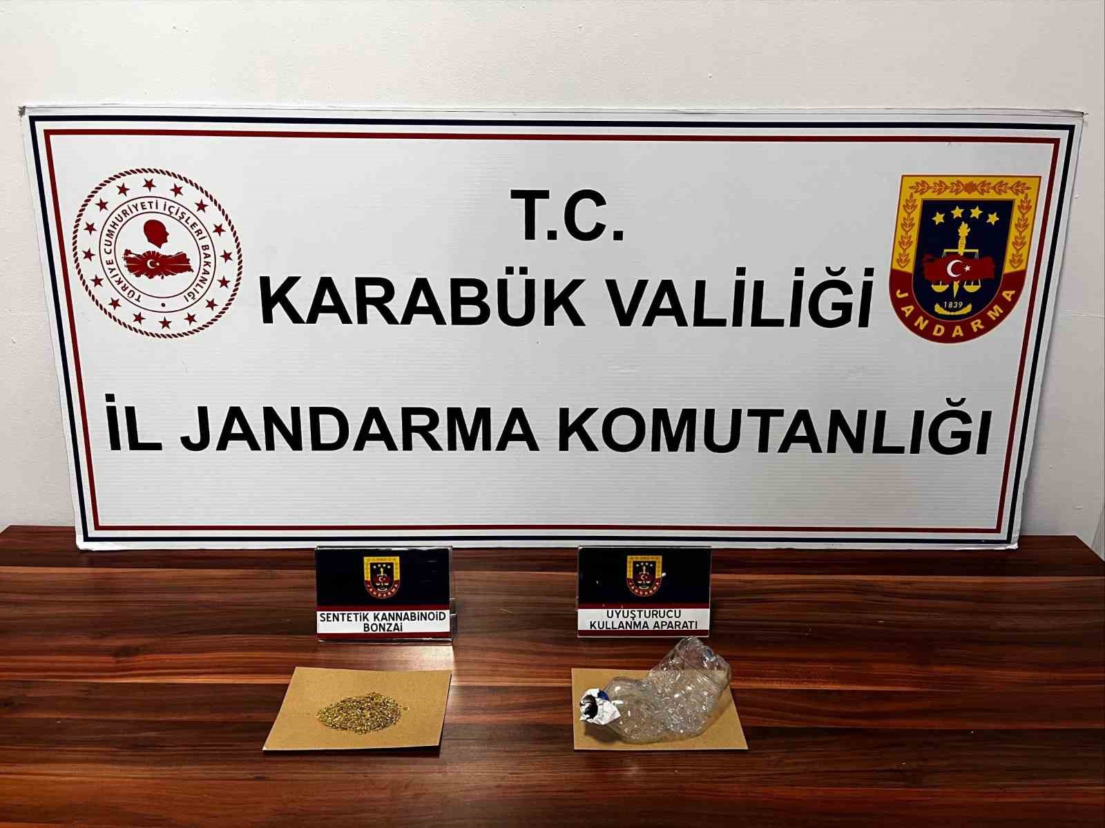 Uyuşturucu operasyonlarında 5 kişi yakalandı
