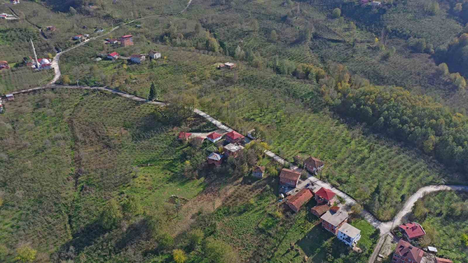 Ordu’da beton yol çalışmaları devam ediyor
