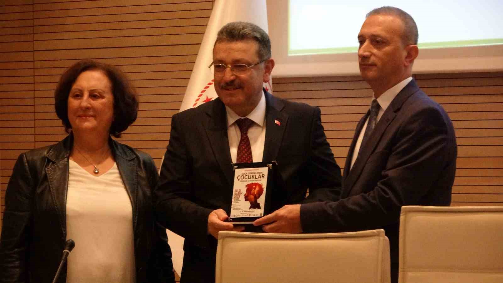 Fatih Aksoy: "Gençlerimizin bir çoğu suç işliyor ama suç işlediği bilincinde değil"
