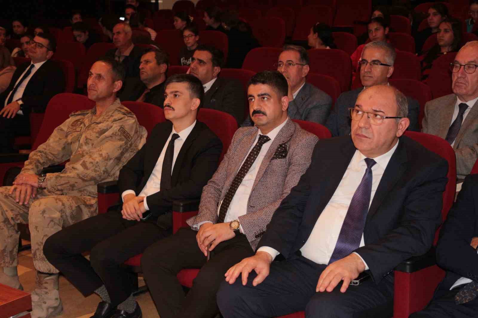 Cizre’de "denetimli serbestliğin toplumdaki rolü ve önemi" konferansı