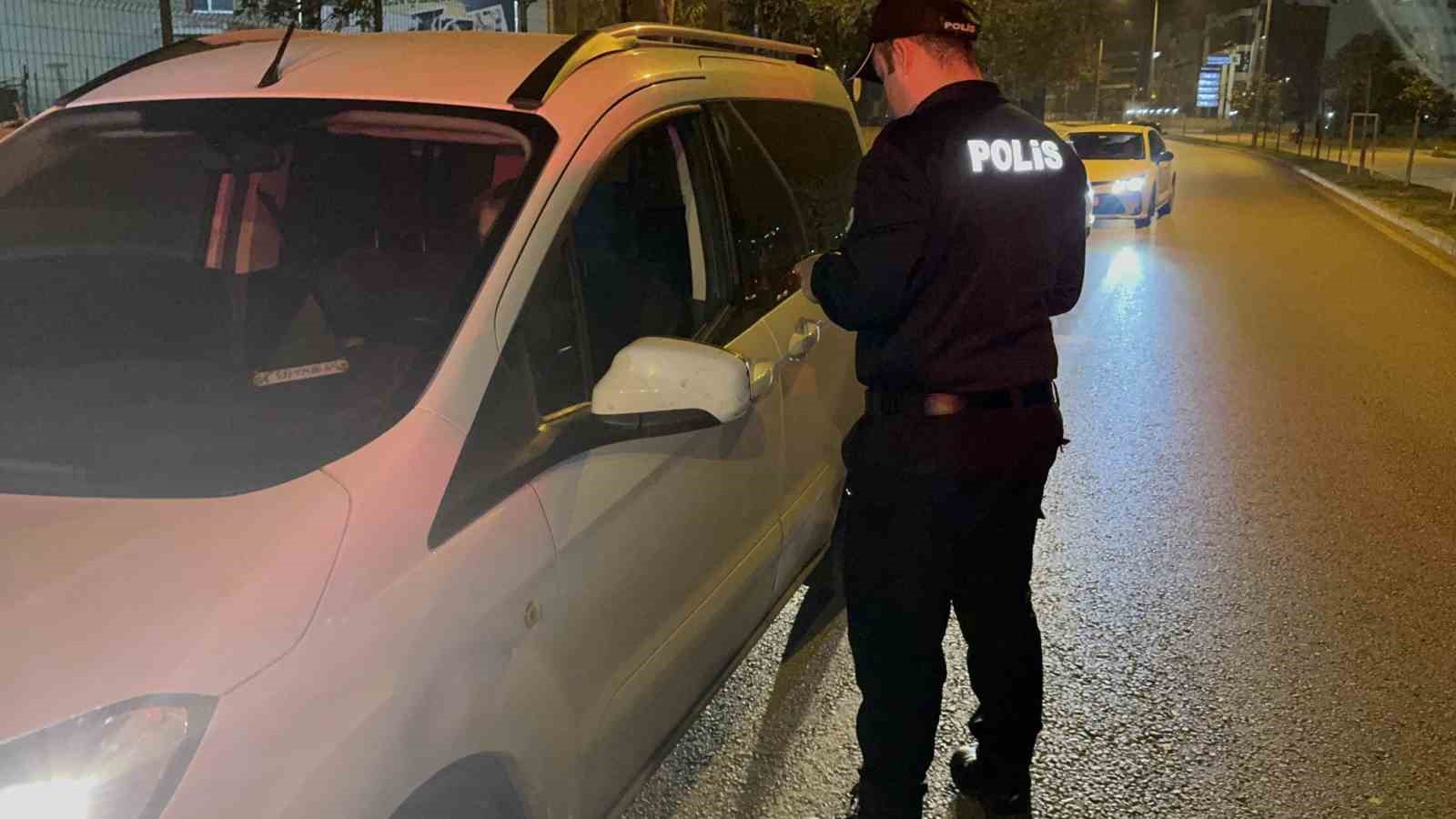 Bursa polisi suça ve suçluya geçit vermiyor
