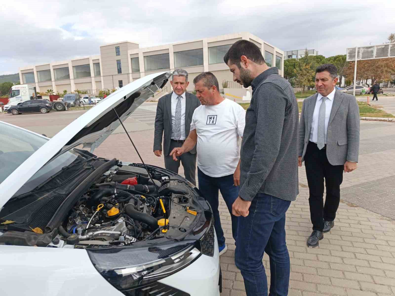 Menteşe’de direksiyon sınav komisyon üyelerine yönelik uygulamalı eğitim tamamlandı 