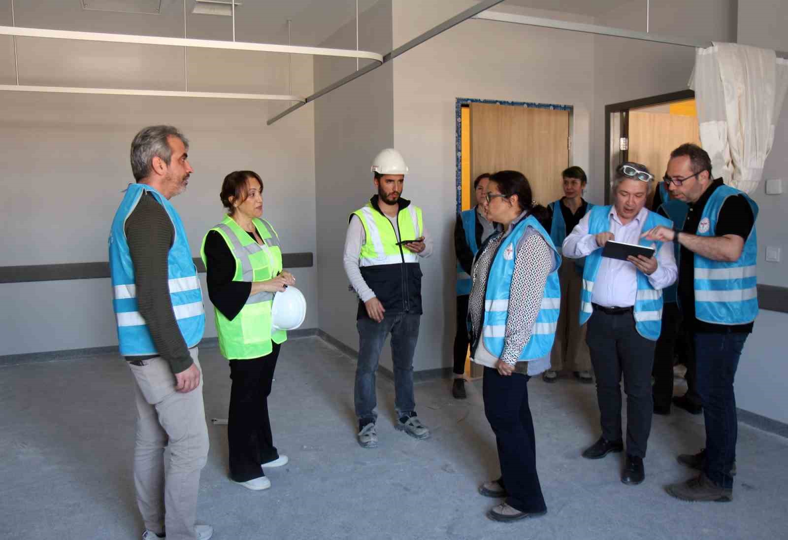 Acil Durum Hastanesine taşınma planlamaları yerinde değerlendirildi
