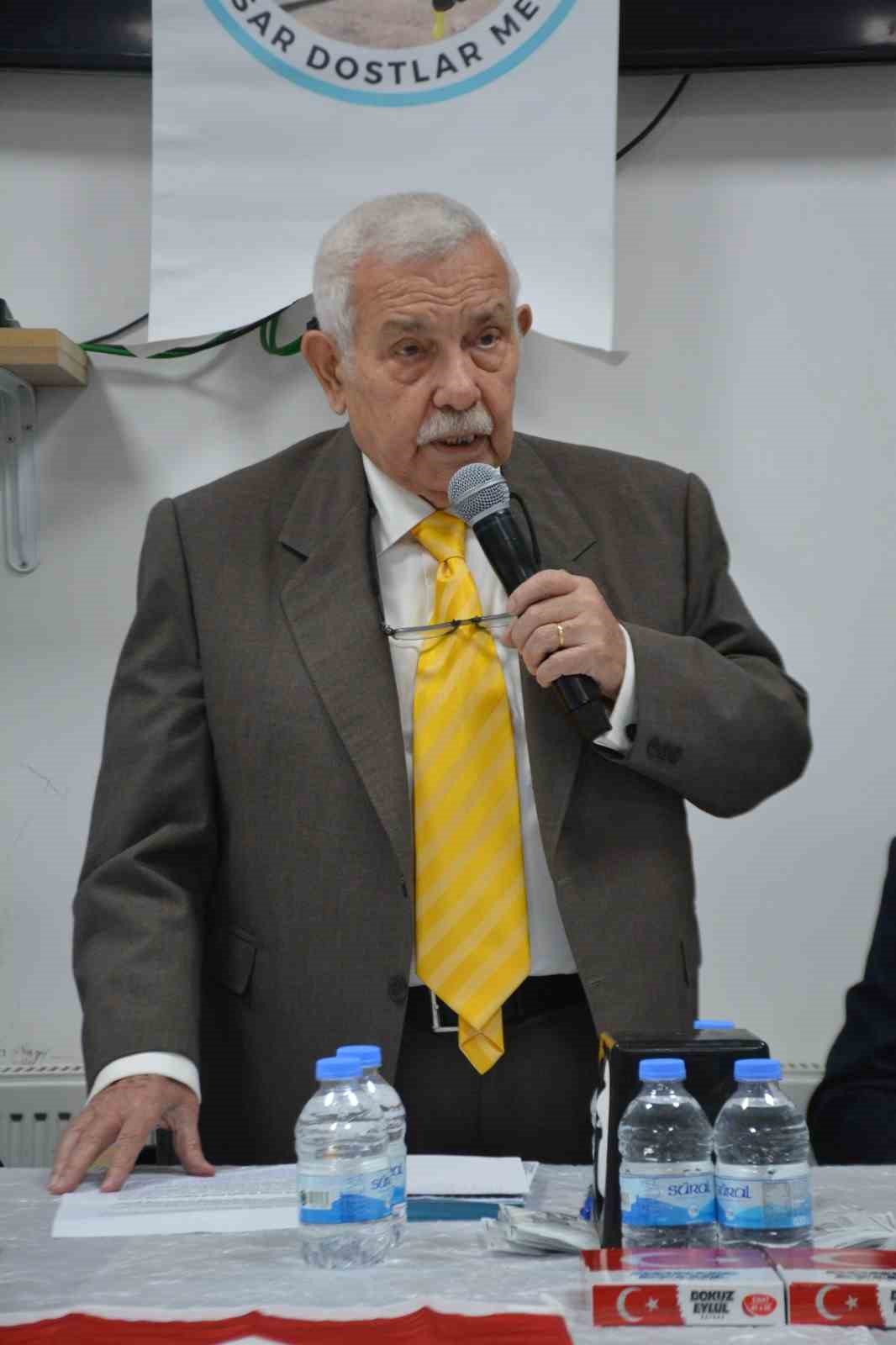 Akhisar&rsquo;da &Ouml;ğretmenler G&uuml;n&uuml; buluşmasında tecr&uuml;beli &ouml;ğretmenlerden ders
