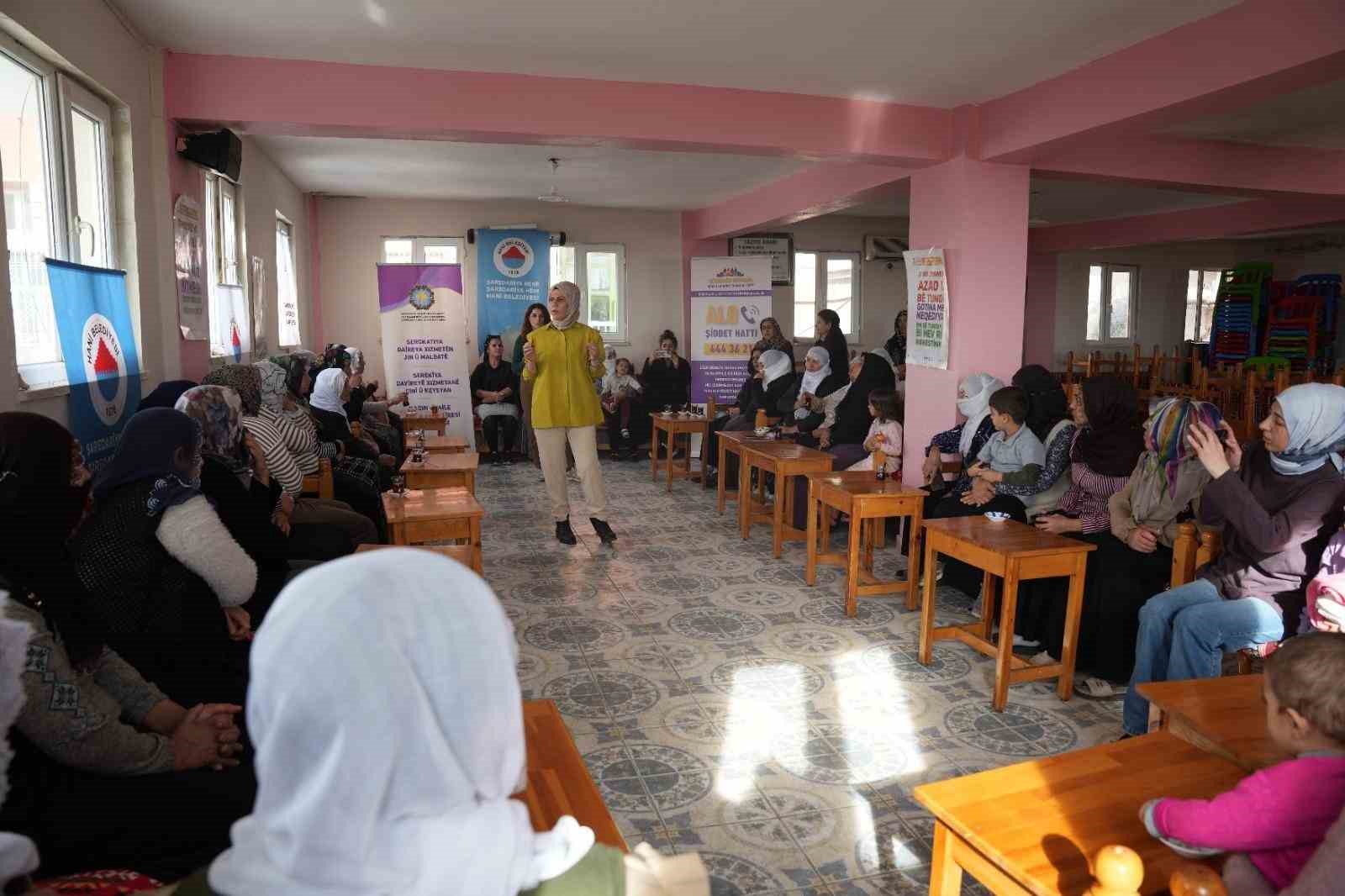 Diyarbakır&rsquo;da kadına y&ouml;nelik şiddete karşı farkındalık etkinliği
