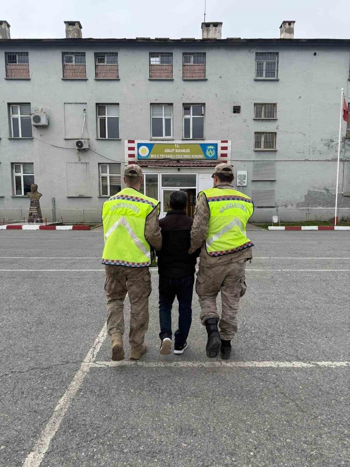 Muş’ta 5 yıl hapisle aranan şahıs yakalandı