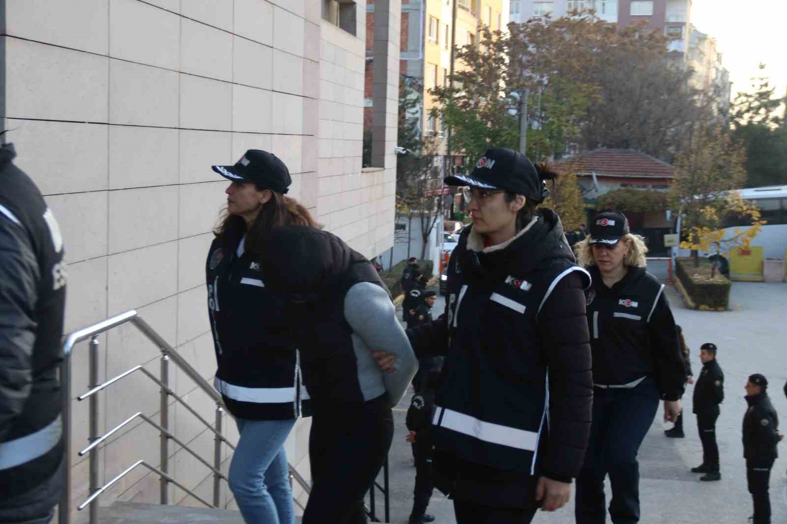 Eskişehir&rsquo;de silahlı organize su&ccedil; &ouml;rg&uuml;t&uuml;ne y&ouml;nelik operasyon
