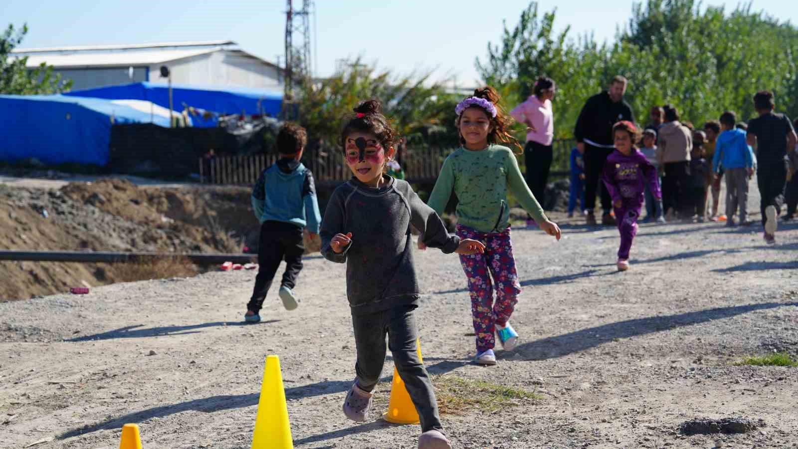 Çocuk Hakları Günü Tarsus’ta 3 farklı noktada coşkuyla kutlandı